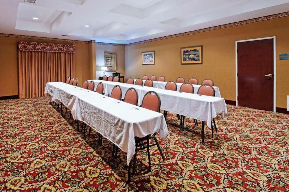 Holiday Inn Express & Suites Tupelo By Ihg Zařízení fotografie